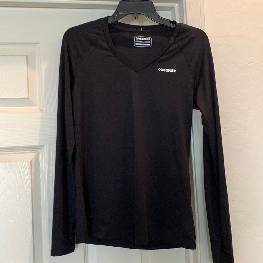 Ogeenier woman’s v-neck long sleeve running shirt size small